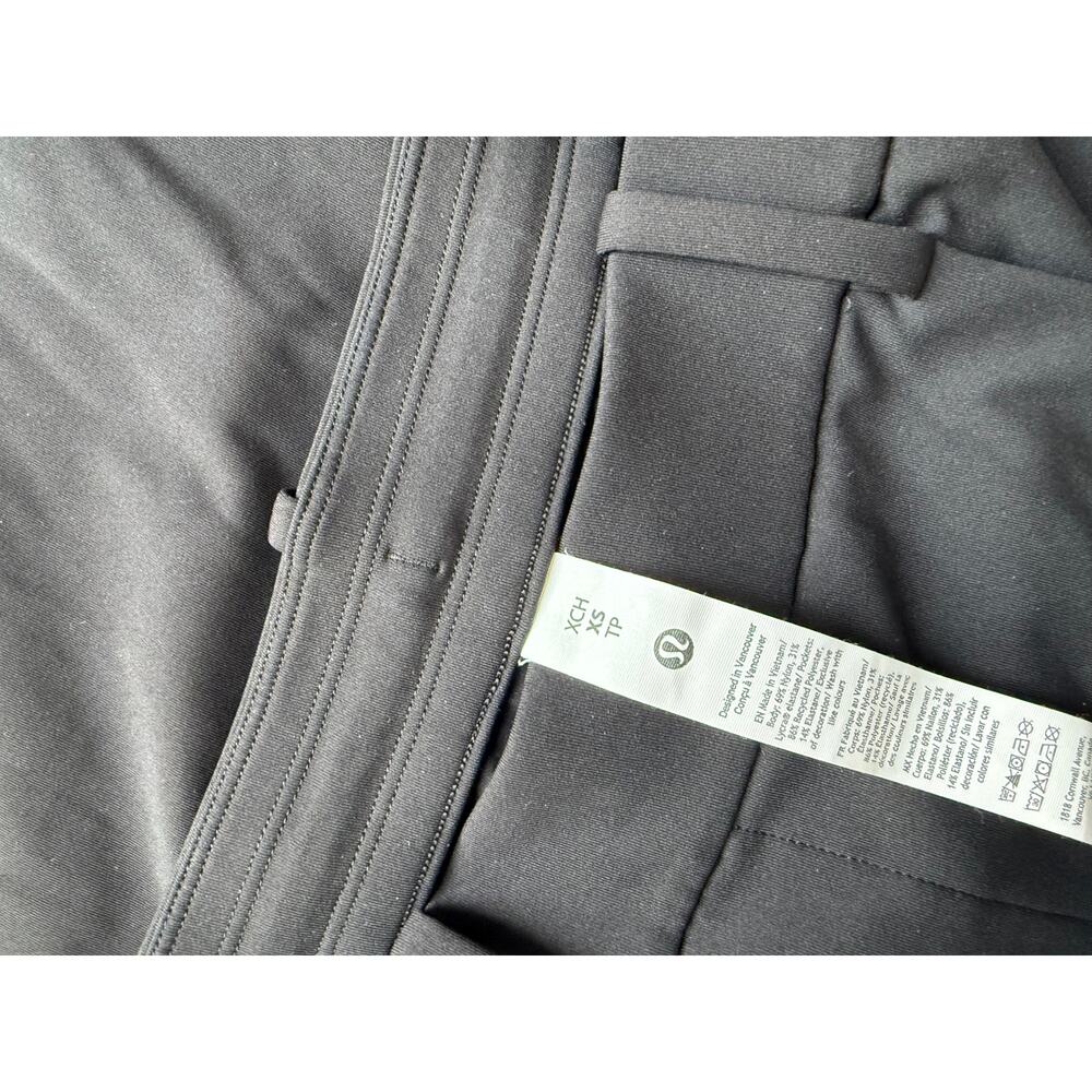 Lululemon Daydrift HR Wide Leg Trouser Short Black XS - Picture 3 of 3